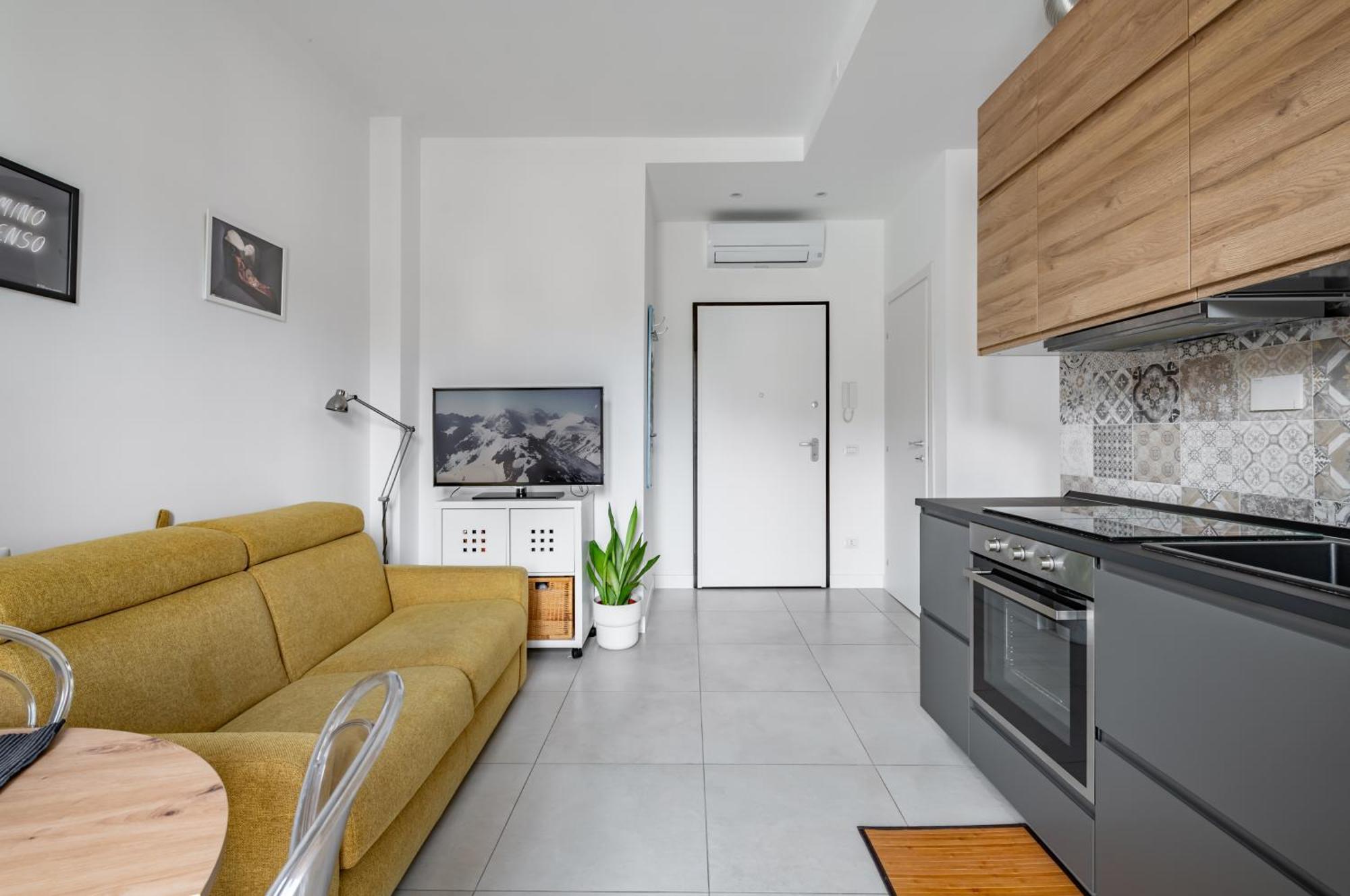 Maragliano And San Jacopino Flat With Balcony Florence