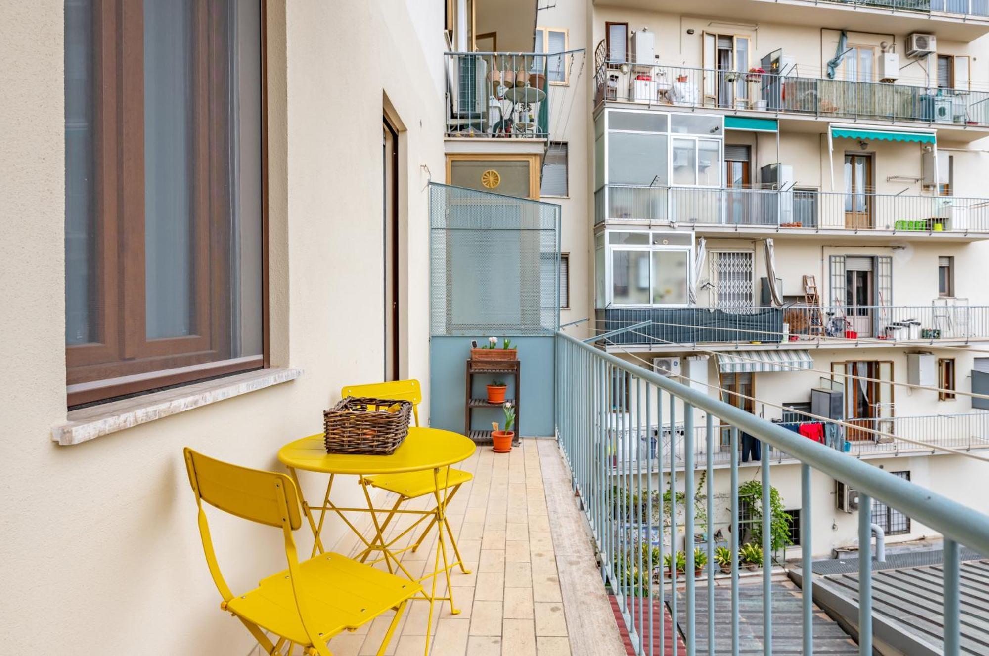 Maragliano And San Jacopino Flat With Balcony Apartment Florence